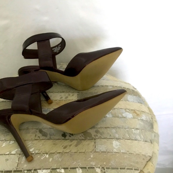NEW STEVEN Madden Patent Pumps - Picture 7 of 8